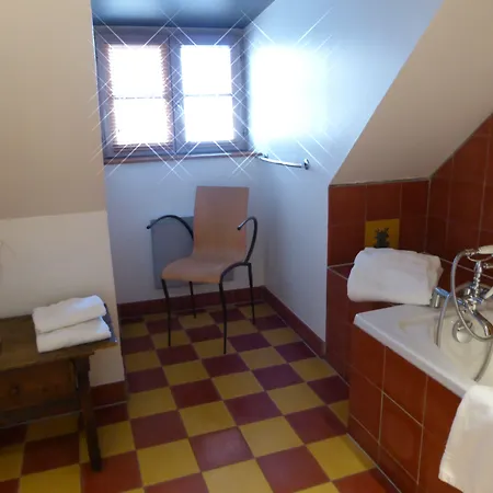 L'hostellerie Du Chateau Hotell Eguisheim