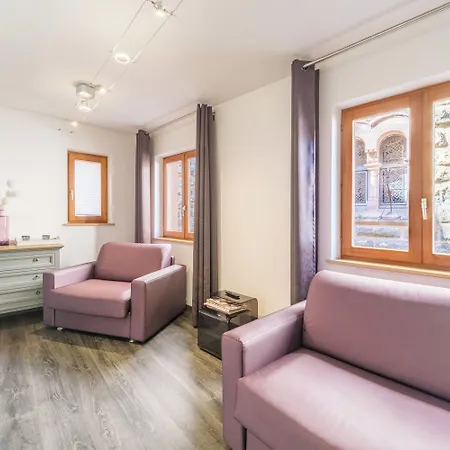 L'hostellerie Du Chateau 3* إِجويشا