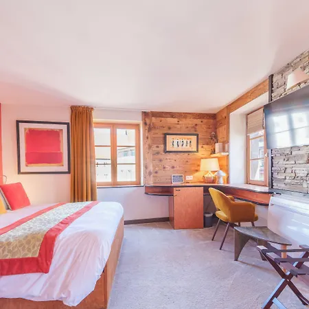 فندق L'hostellerie Du Chateau 3*