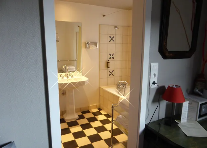 L'hostellerie Du Chateau