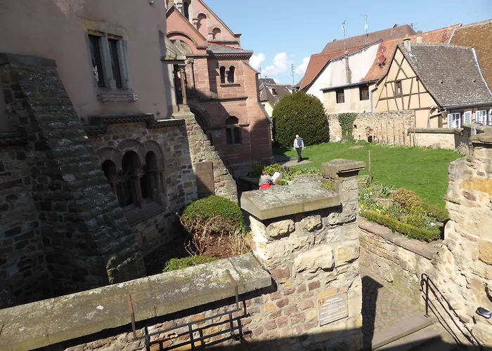 Hotel L'hostellerie Du Chateau 3*